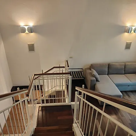 Апартаменти Cconforthotels Dimora San Triggiano Барі